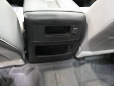 Used 2018 GMC Sierra 1500 SLT image 29