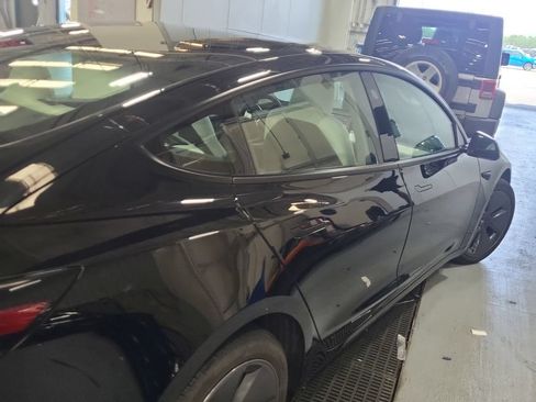 Used 2023 Tesla Model 3 Standard Range RWD image 4