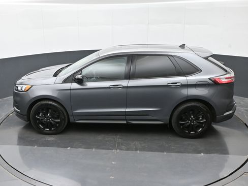 Used 2024 Ford Edge SE w/ Black Appearance Package image 35