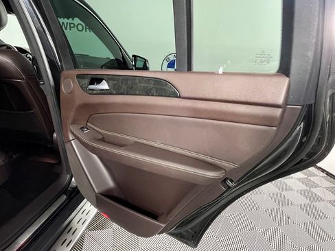 Used 2018 Mercedes-Benz GLS 450 4MATIC image 27