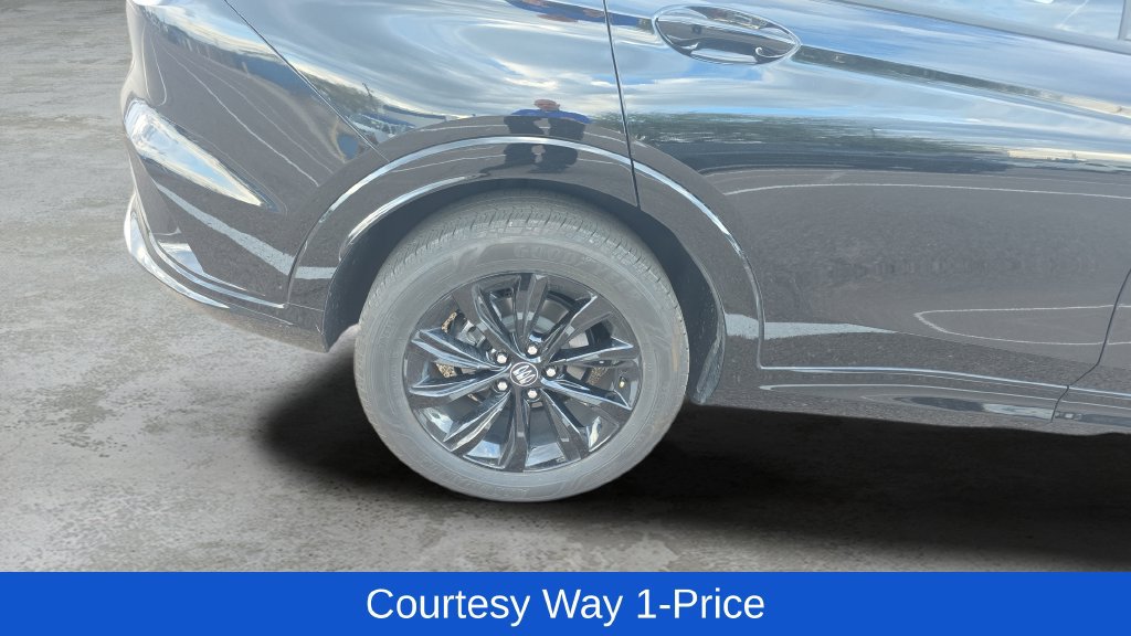 Used 2025 Buick Envista Sport Touring w/ Convenience I Package FWD image 12