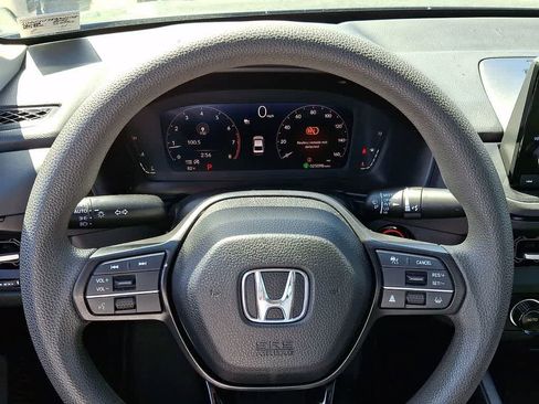 Used 2024 Honda Accord EX image 18