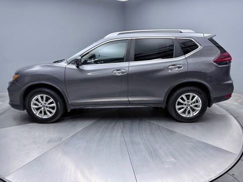 Used 2020 Nissan Rogue SV image 8