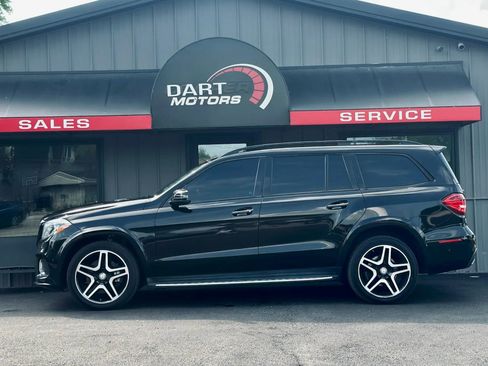 Used 2017 Mercedes-Benz GLS 550 4MATIC image 4