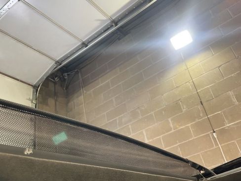 Used 2017 Cadillac Escalade ESV Platinum image 13