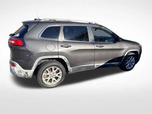 Used 2014 Jeep Cherokee Latitude w/ Cold Weather Group image 10