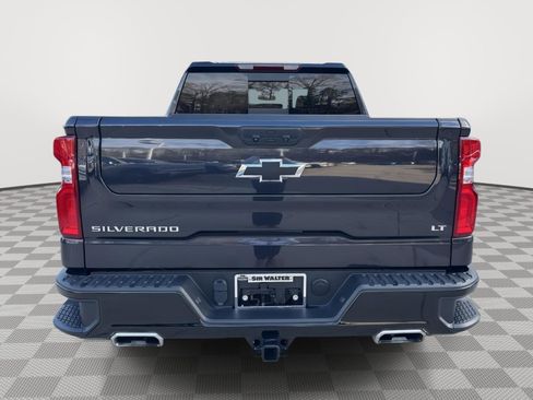 Used 2024 Chevrolet Silverado 1500 LT Trail Boss w/ Convenience Package II image 4