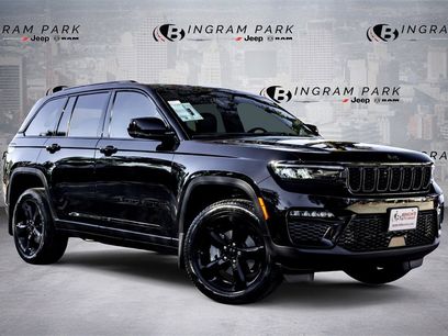 New 2025 Jeep Grand Cherokee Limited w/ Black Appearance Package