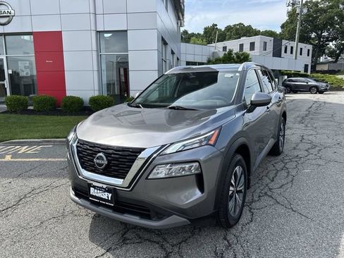 Certified 2023 Nissan Rogue SV w/ SV Premium B Package AWD/4WD image 4