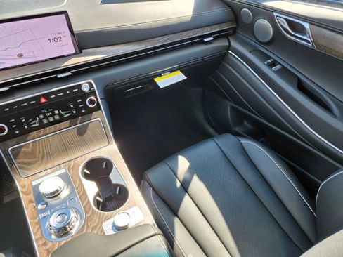 New 2026 Genesis GV80 2.5T Advanced image 15