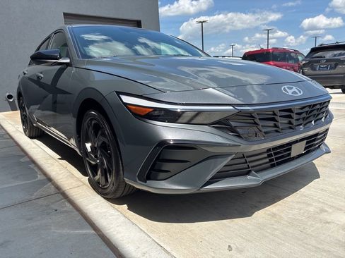 New 2026 Hyundai Elantra SEL Sport Premium w/ Cargo Package FWD image 3