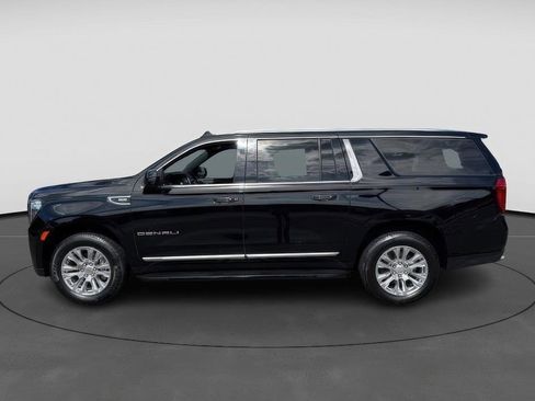 Certified 2024 GMC Yukon XL Denali image 9