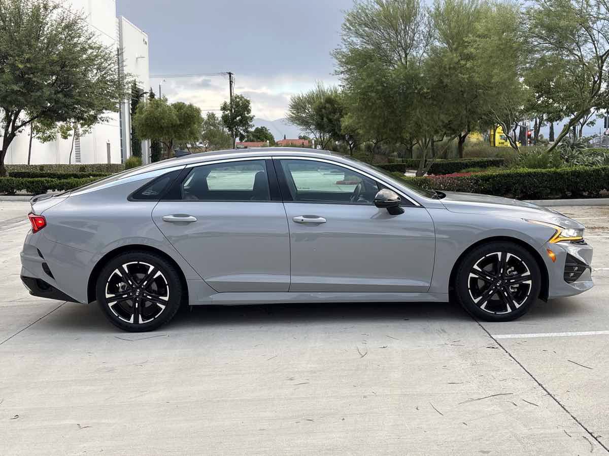 Used 2021 Kia K5 GT-Line w/ GT-Line FWD Premium Package image 2