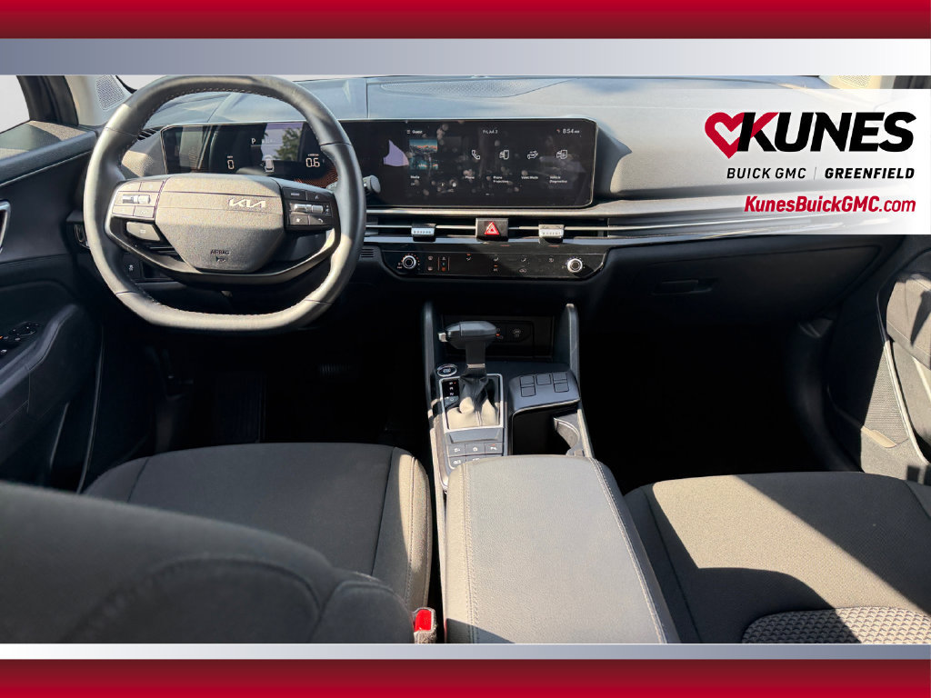 Used 2026 Kia Sportage LX FWD image 24