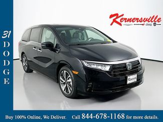 Used 2023 Honda Odyssey Touring video 1
