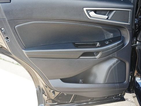 Used 2020 Ford Edge SEL w/ Convenience Package FWD image 30