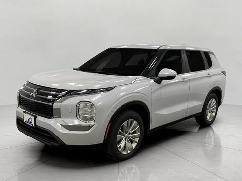 New 2026 Mitsubishi Outlander ES AWD/4WD image 40