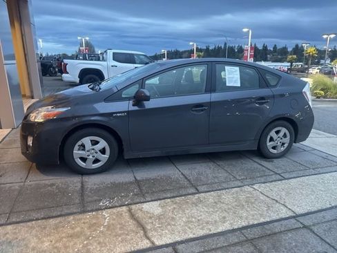 Used 2011 Toyota Prius Two image 5