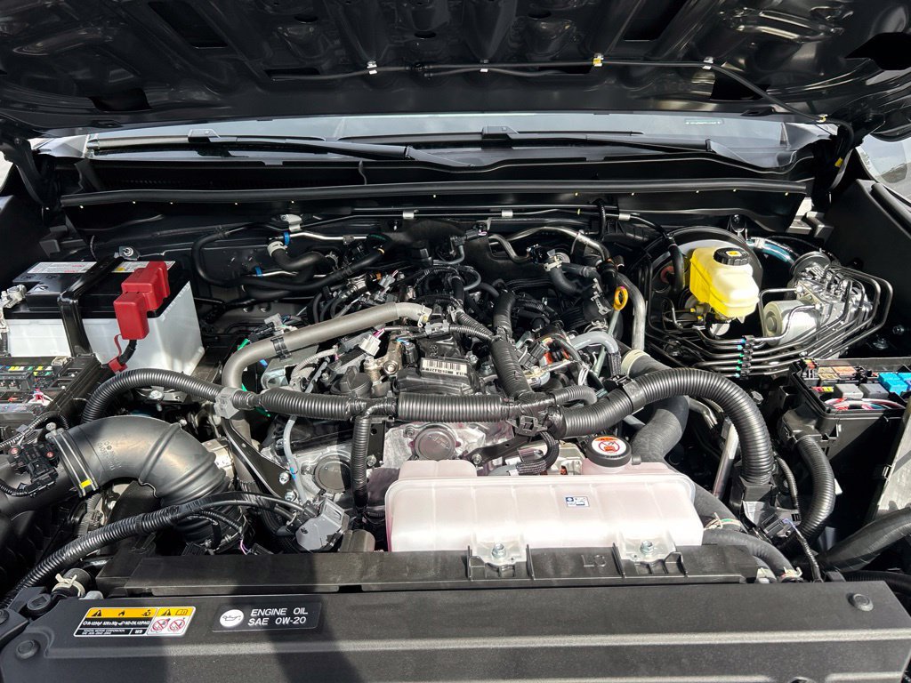 New 2026 Toyota 4Runner SR5 AWD/4WD image 25