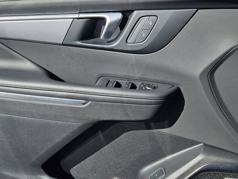 Used 2025 Buick Enclave Sport Touring image 22