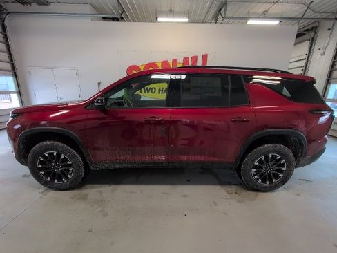 New 2026 Chevrolet Traverse Z71 image 2