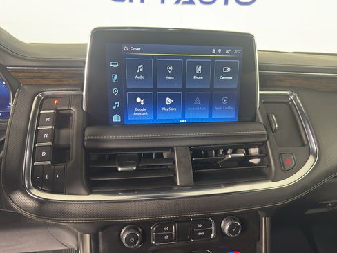 Used 2023 Chevrolet Suburban Premier RWD image 27