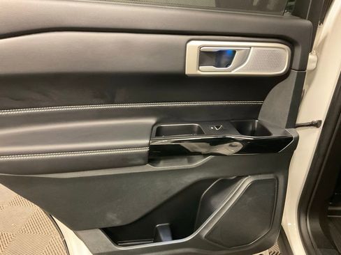 Used 2023 Ford Explorer ST w/ Technology Package image 29