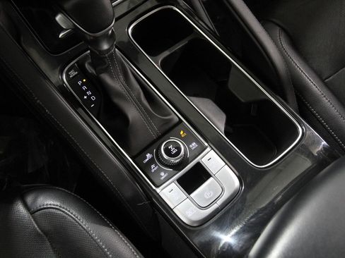 Used 2022 Kia Telluride EX w/ Towing Package image 17