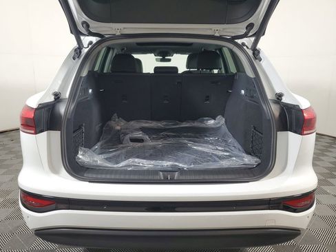 Certified 2025 Audi Q6 e-tron Premium Plus w/ Premium Plus RWD image 8