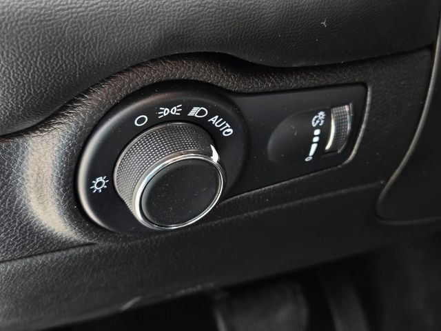 Used 2023 Dodge Durango GT AWD/4WD image 20