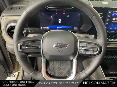 Used 2023 Chevrolet Colorado ZR2 w/ ZR2 Convenience Package III image 23