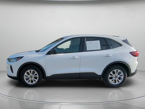 Certified 2025 Ford Escape Active FWD image 16
