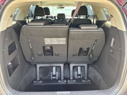 Used 2026 Kia Carnival FWD image 34
