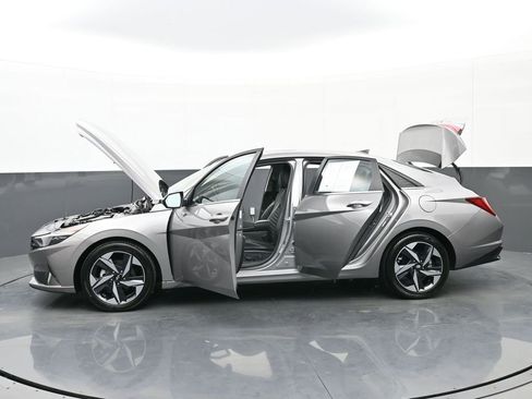 Certified 2023 Hyundai Elantra Limited w/ Cargo Package image 44