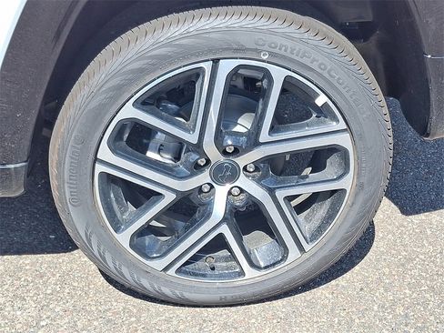 New 2025 Jeep Compass Limited w/ Elite Group image 5