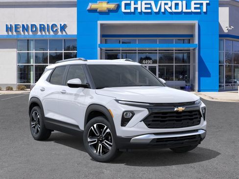 New 2026 Chevrolet TrailBlazer LT w/ LPO, Blackout Package image 9