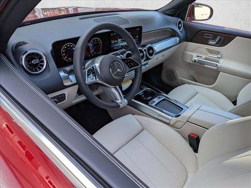 New 2026 Mercedes-Benz GLB 250 image 3