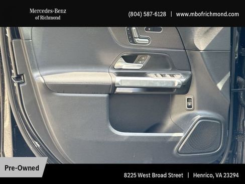 Used 2021 Mercedes-Benz GLB 250 4MATIC image 11