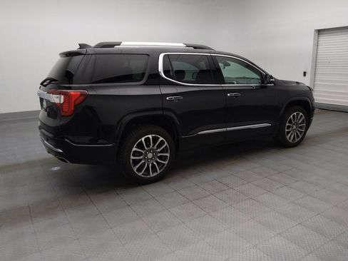 Used 2022 GMC Acadia Denali w/ Denali Ultimate Package FWD image 10