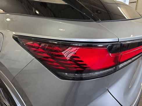 Used 2025 Lexus RX 350 w/ Convenience Package image 34