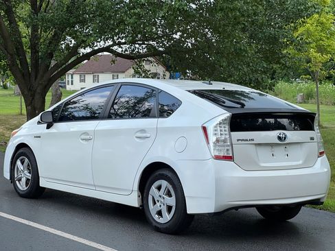 Used 2010 Toyota Prius Three image 4