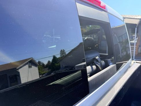 Used 2022 RAM 1500 Warlock AWD/4WD image 15
