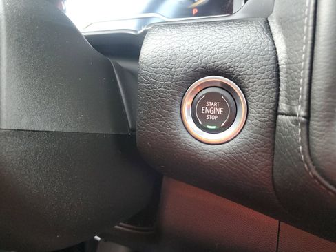 Certified 2024 GMC Yukon XL Denali w/ Max Trailering Package image 25