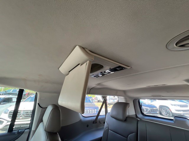 Used 2015 GMC Yukon XL SLT w/ Open Road Package AWD/4WD image 19