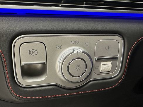 Certified 2024 Mercedes-Benz GLE 53 AMG 4MATIC image 37