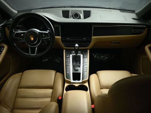 Used 2021 Porsche Macan GTS AWD/4WD image 35