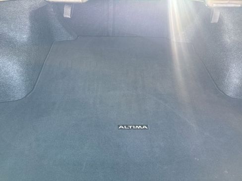 Certified 2024 Nissan Altima 2.5 SR FWD image 33