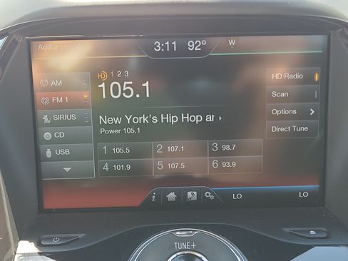 Used 2015 Ford C-MAX Energi SEL w/ Equipment Group 302A FWD image 26