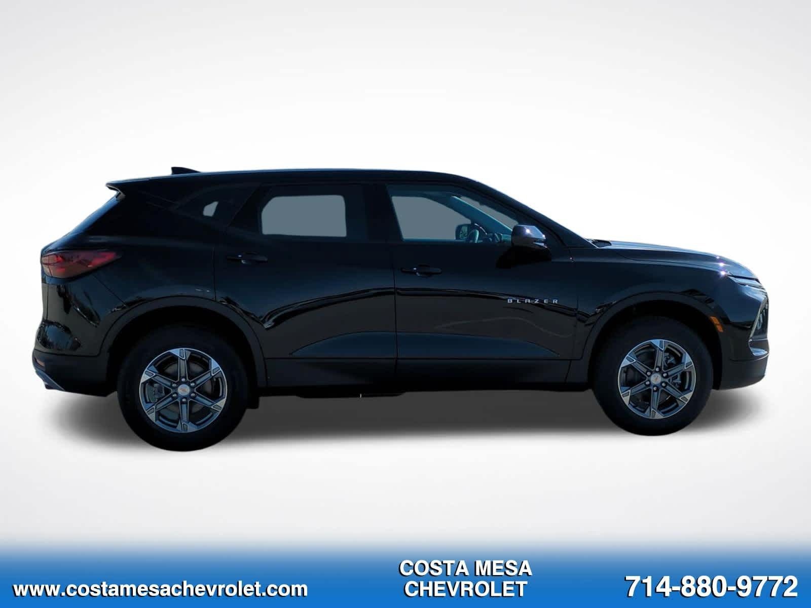 New 2026 Chevrolet Blazer LT FWD image 4