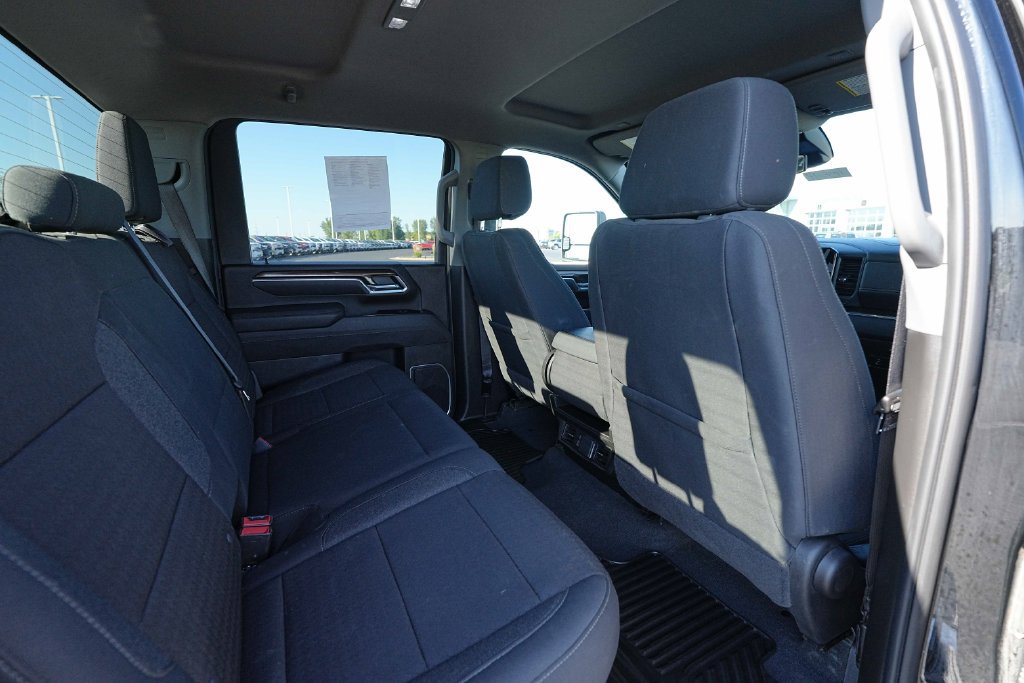 Used 2025 Chevrolet Silverado 2500 LT w/ Convenience Package AWD/4WD image 24
